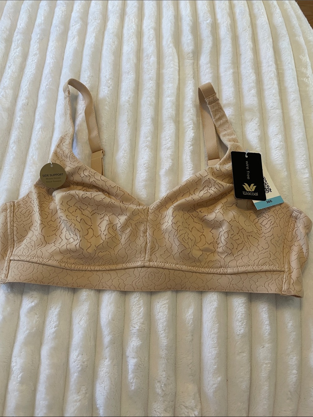 Wacoal “Inside Job”Wireless Comfort Bra NEW 36C Color: Sand